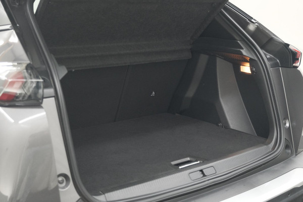 Peugeot 2008 PureTech 130 EAT8 Allure Pack | Trekhaak | Camera | Navigatie | Parkeersensoren | Stoelverwarming