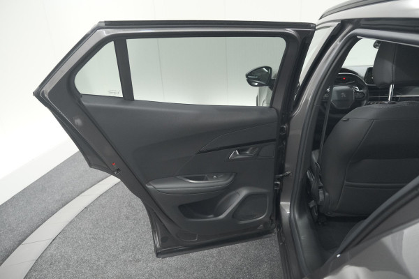 Peugeot 2008 PureTech 130 EAT8 Allure Pack | Trekhaak | Camera | Navigatie | Parkeersensoren | Stoelverwarming