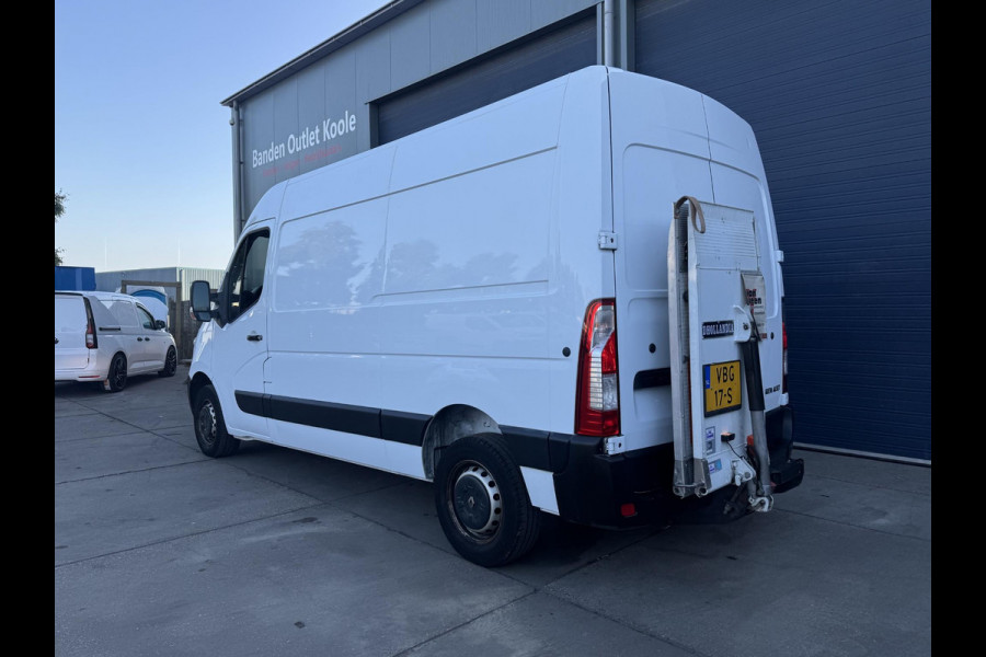 Renault Master T35 2.3 dCi L2H2 LAADKLEP / AIRCO / CRUISE CONTROLE / N.A.P / EURO 6