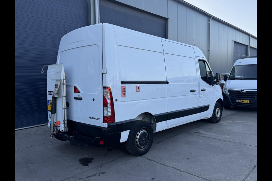 Renault Master T35 2.3 dCi L2H2 LAADKLEP / AIRCO / CRUISE CONTROLE / N.A.P / EURO 6