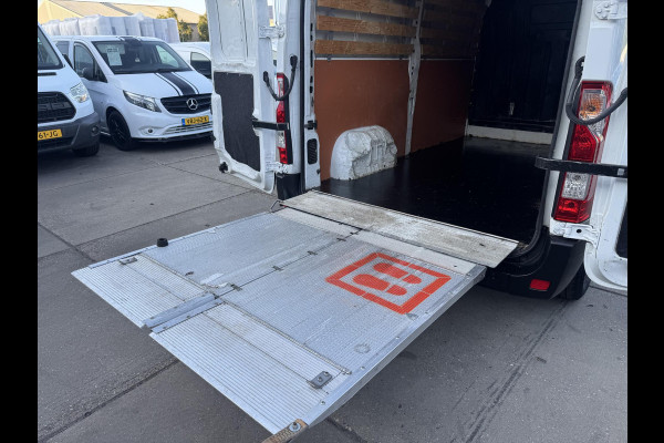 Renault Master T35 2.3 dCi L2H2 LAADKLEP / AIRCO / CRUISE CONTROLE / N.A.P / EURO 6