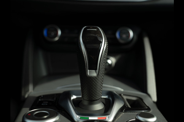Alfa Romeo Stelvio 2.2 JTD AWD Veloce 210pk MY24 | Pano-dak | Matrix-LED | Veloce stoelen | Elektr. trekhaak