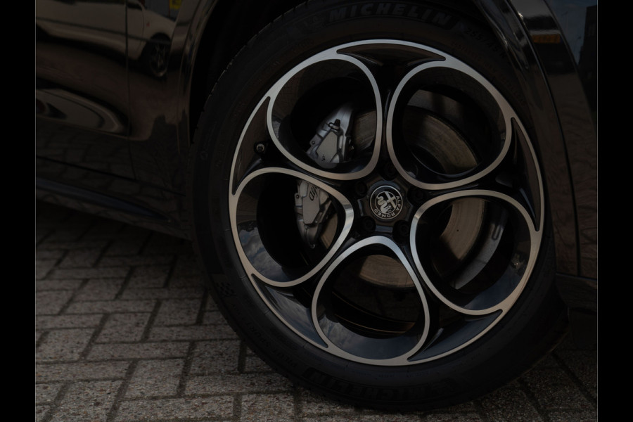Alfa Romeo Stelvio 2.2 JTD AWD Veloce 210pk MY24 | Pano-dak | Matrix-LED | Veloce stoelen | Elektr. trekhaak