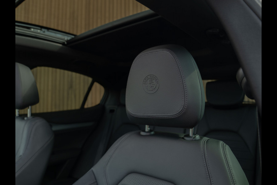 Alfa Romeo Stelvio 2.2 JTD AWD Veloce 210pk MY24 | Pano-dak | Matrix-LED | Veloce stoelen | Elektr. trekhaak