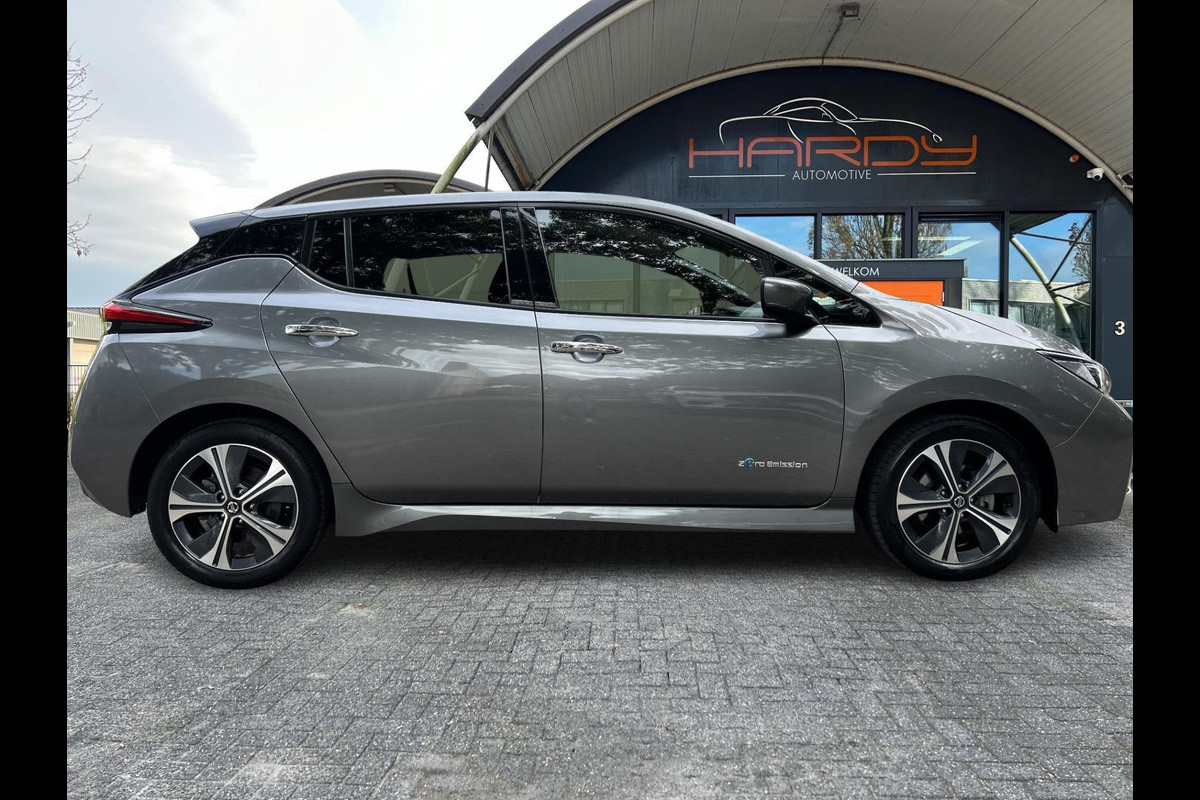 Nissan Leaf N-Connecta 40 kWh 91% SOH 1e EIG NL-Auto Rijklaarprijs! Nissan Leaf N-Connecta 40 kWh 91% SOH 1e EIG NL-Auto Rijklaarprijs!