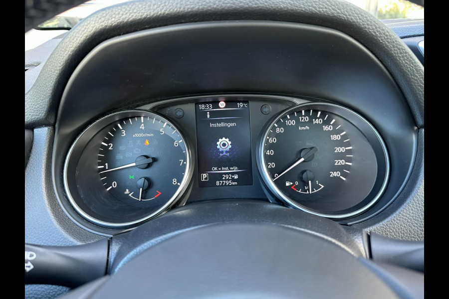 Nissan QASHQAI 1.2 N-Connecta l PANO