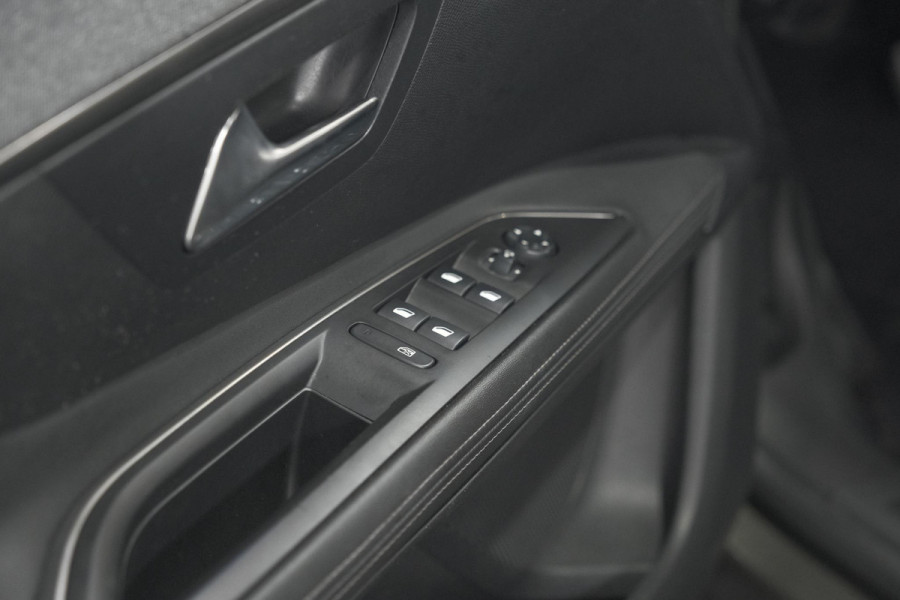 Peugeot 3008 PureTech 130 EAT8 Blue Lease Premium | Camera | Elektronische Kofferklep | Dodehoekdetectie | Navigatie
