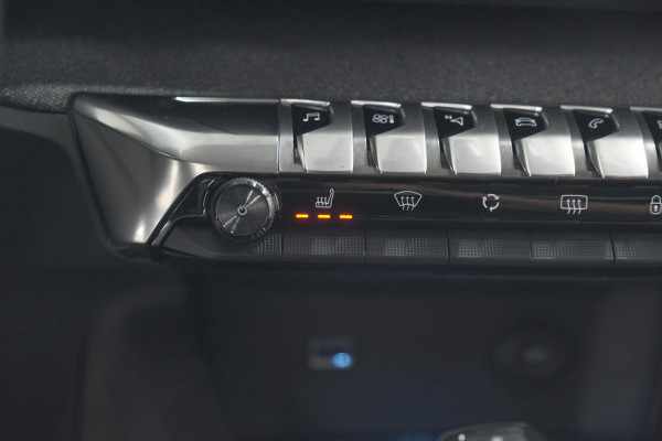 Peugeot 3008 PureTech 130 EAT8 Blue Lease Premium | Camera | Elektronische Kofferklep | Dodehoekdetectie | Navigatie