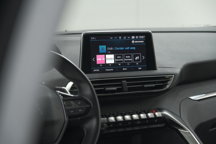 Peugeot 3008 PureTech 130 EAT8 Blue Lease Premium | Camera | Elektronische Kofferklep | Dodehoekdetectie | Navigatie