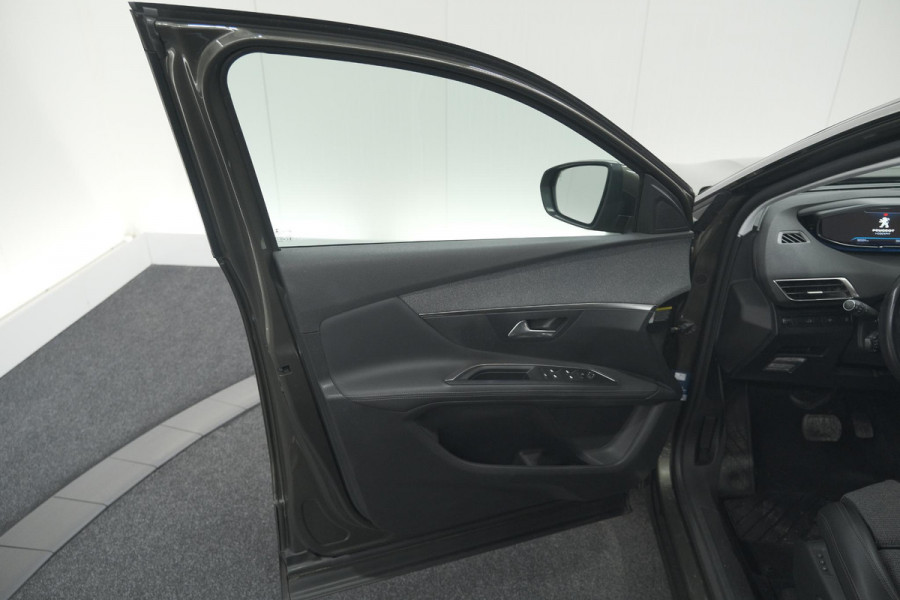 Peugeot 3008 PureTech 130 EAT8 Blue Lease Premium | Camera | Elektronische Kofferklep | Dodehoekdetectie | Navigatie