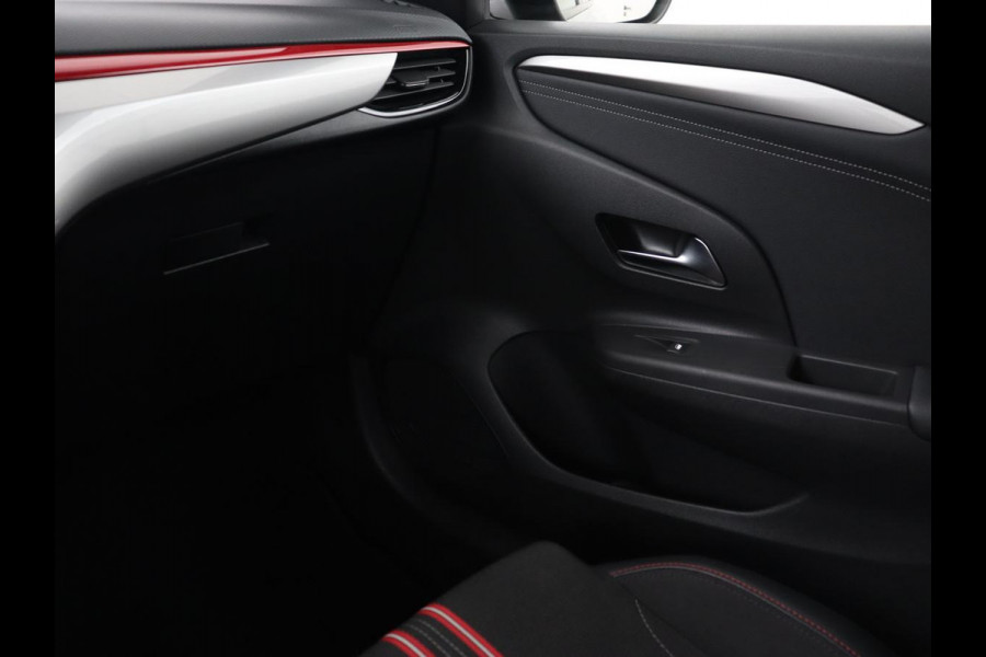 Opel Corsa 1.2 GS Line | Camera | Carplay | Navigatie | Climate control | Keyless | Sportstoelen | Full LED | Getint glas | Cruise control