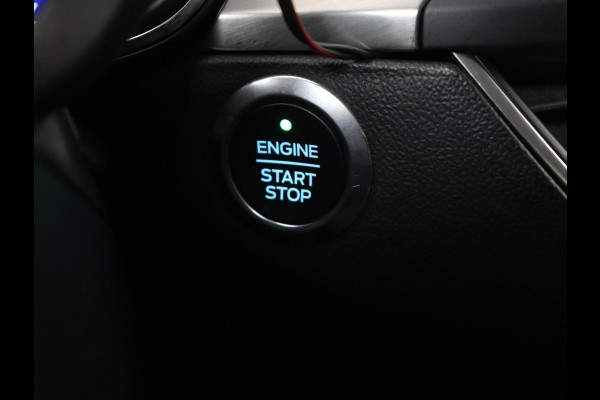 Ford Focus 1.0 EcoBoost Hybrid Titanium X | Stoel & stuurverwarming | Camera | Trekhaak | Carplay | Digital Cockpit | Full LED | Keyless