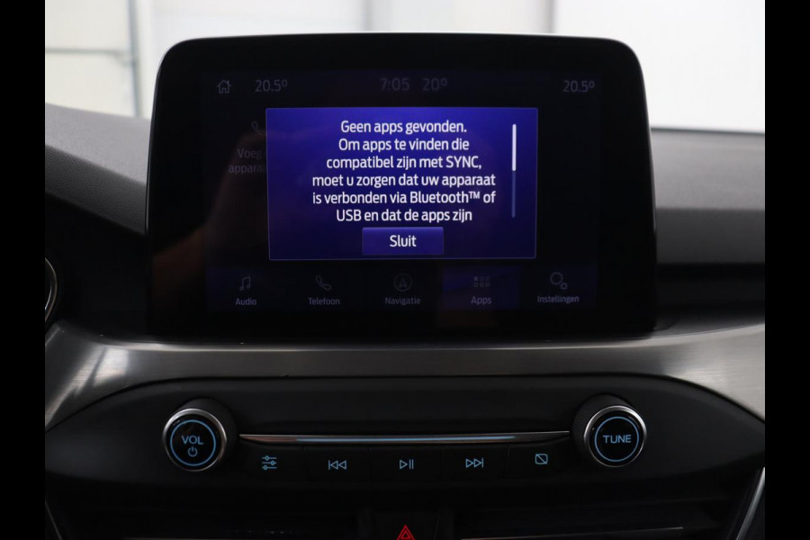 Ford Focus 1.0 EcoBoost Hybrid Titanium X | Stoel & stuurverwarming | Camera | Trekhaak | Carplay | Digital Cockpit | Full LED | Keyless