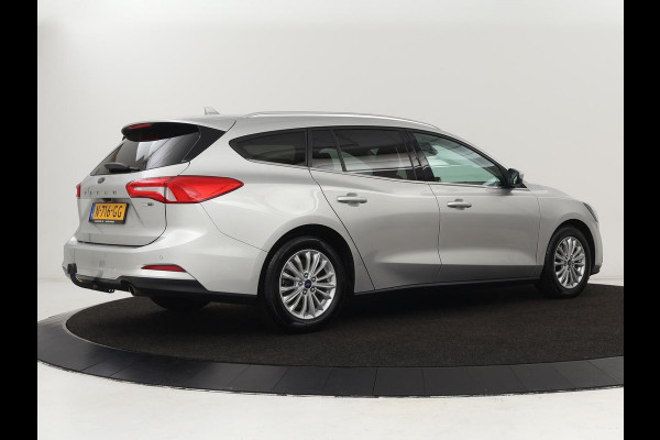 Ford Focus 1.0 EcoBoost Hybrid Titanium X | Stoel & stuurverwarming | Camera | Trekhaak | Carplay | Digital Cockpit | Full LED | Keyless