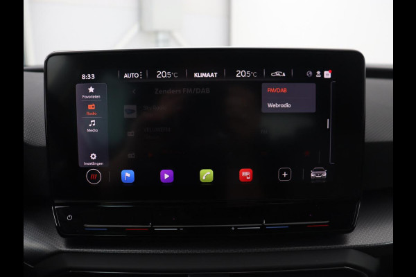 Seat Leon 1.5 TSI Style Launch Edition | Trekhaak | Camera | Adaptive cruise | Carplay | Parkeerhulp | Navigatie | Full LED