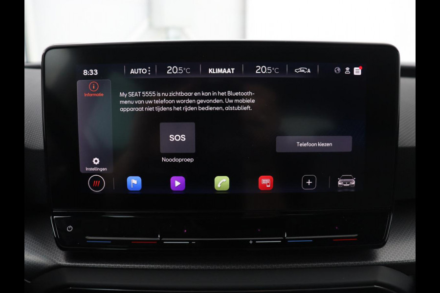 Seat Leon 1.5 TSI Style Launch Edition | Trekhaak | Camera | Adaptive cruise | Carplay | Parkeerhulp | Navigatie | Full LED