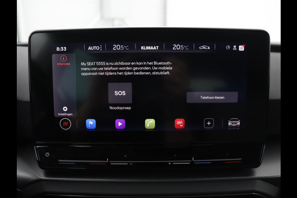 Seat Leon 1.5 TSI Style Launch Edition | Trekhaak | Camera | Adaptive cruise | Carplay | Parkeerhulp | Navigatie | Full LED