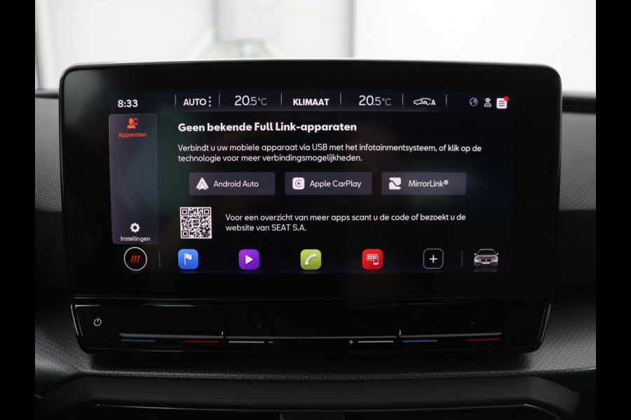 Seat Leon 1.5 TSI Style Launch Edition | Trekhaak | Camera | Adaptive cruise | Carplay | Parkeerhulp | Navigatie | Full LED
