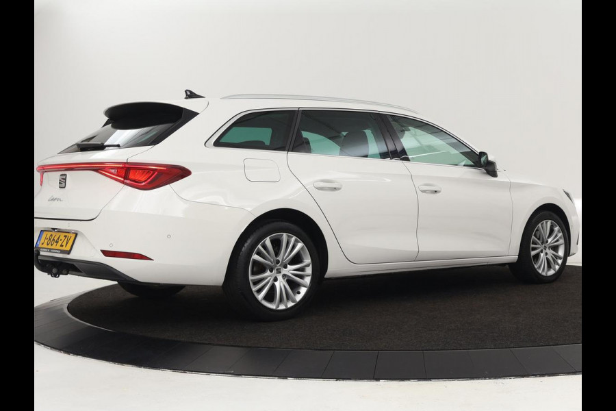 Seat Leon 1.5 TSI Style Launch Edition | Trekhaak | Camera | Adaptive cruise | Carplay | Parkeerhulp | Navigatie | Full LED