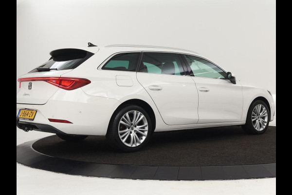 Seat Leon 1.5 TSI Style Launch Edition | Trekhaak | Camera | Adaptive cruise | Carplay | Parkeerhulp | Navigatie | Full LED