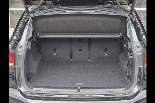 BMW X1 xDrive25e eDrive Edition | LEDER | HEAD UP | ELEKTR. KOFFERKLEP | TREKHAAK | CAMERA | LED KOPLAMPEN |