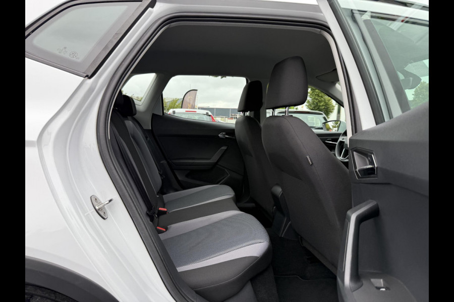 Seat Arona 1.0 TSI Xcellence Business Intense 1e Eigenaar,Navi,Apple Carplay,Clima,Cruise,Stoelverwarming,PDC,APK tot 01-2027