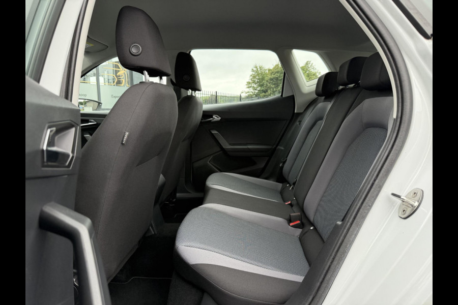 Seat Arona 1.0 TSI Xcellence Business Intense 1e Eigenaar,Navi,Apple Carplay,Clima,Cruise,Stoelverwarming,PDC,APK tot 01-2027