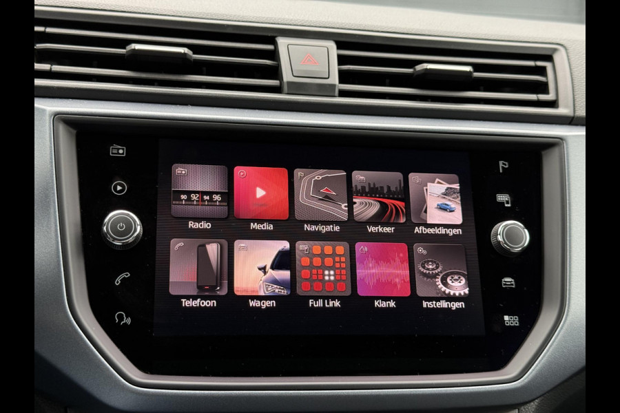 Seat Arona 1.0 TSI Xcellence Business Intense 1e Eigenaar,Navi,Apple Carplay,Clima,Cruise,Stoelverwarming,PDC,APK tot 01-2027