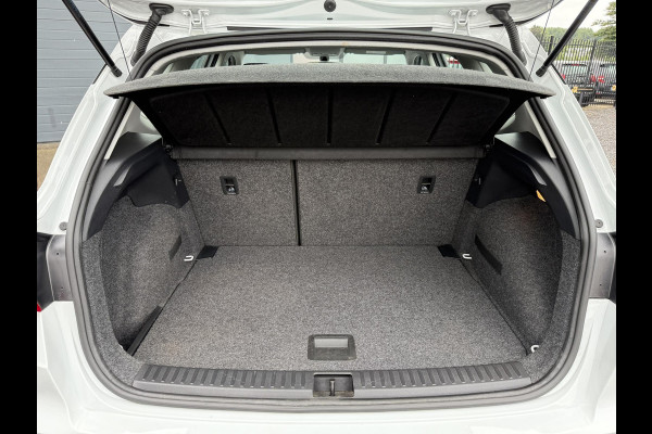 Seat Arona 1.0 TSI Xcellence Business Intense 1e Eigenaar,Navi,Apple Carplay,Clima,Cruise,Stoelverwarming,PDC,APK tot 01-2027