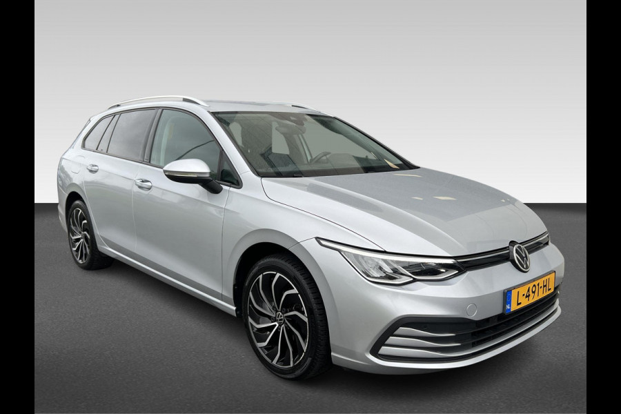 Volkswagen GOLF Variant 1.0 eTSI Life | automaat | virtual cockpit | adaptive cruise | LED | PDC | Apple Carplay/Android Auto