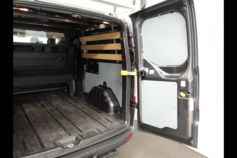 Ford Transit Custom 130pk Automaat L2H1 Trend Dubbele cabine Navigatie Cruise control Camera Parkeersensoren Imperiaal Airco Trekhaak