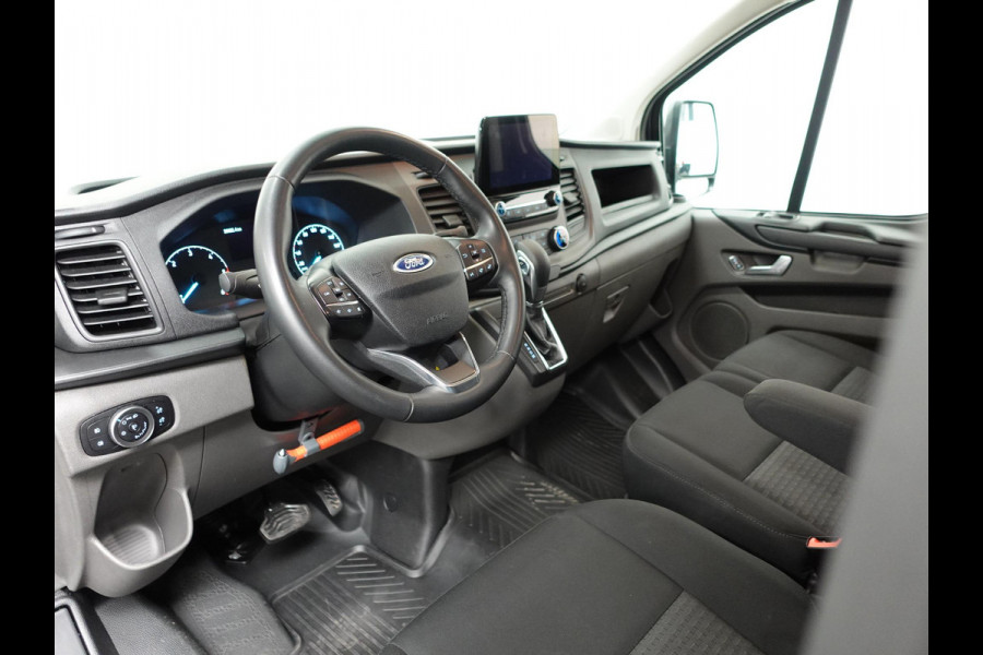Ford Transit Custom 130pk Automaat L2H1 Trend Dubbele cabine Navigatie Cruise control Camera Parkeersensoren Imperiaal Airco Trekhaak