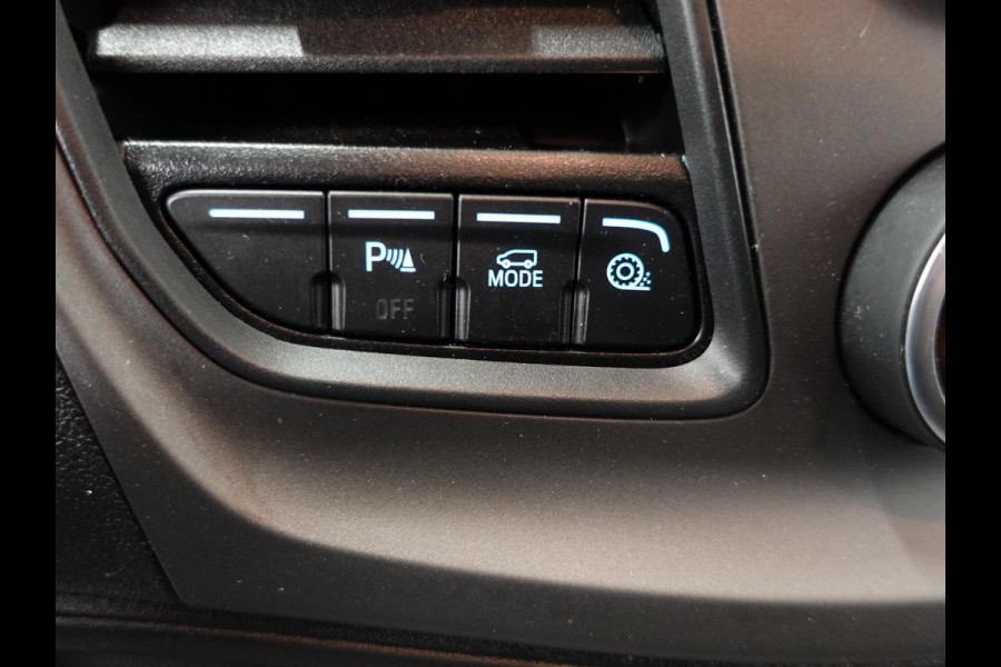 Ford Transit Custom 130pk Automaat L2H1 Trend Dubbele cabine Navigatie Cruise control Camera Parkeersensoren Imperiaal Airco Trekhaak