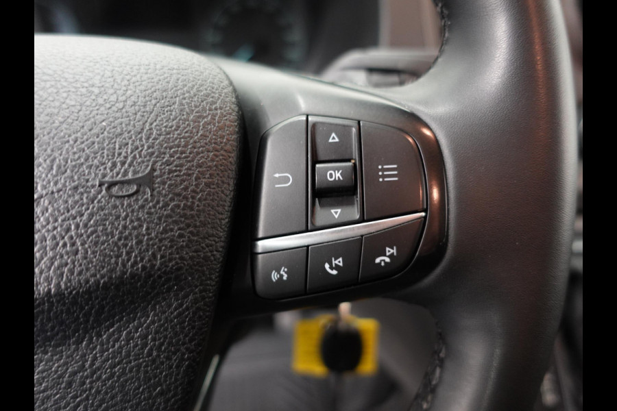 Ford Transit Custom 130pk Automaat L2H1 Trend Dubbele cabine Navigatie Cruise control Camera Parkeersensoren Imperiaal Airco Trekhaak