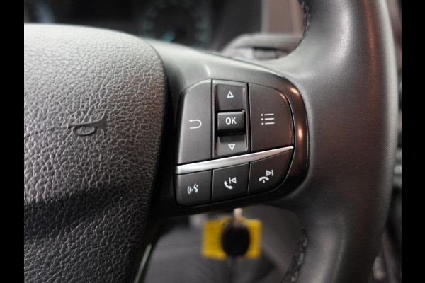 Ford Transit Custom 130pk Automaat L2H1 Trend Dubbele cabine Navigatie Cruise control Camera Parkeersensoren Imperiaal Airco Trekhaak