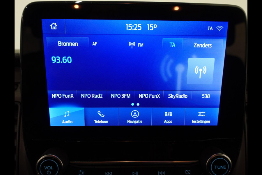 Ford Transit Custom 130pk Automaat L2H1 Trend Dubbele cabine Navigatie Cruise control Camera Parkeersensoren Imperiaal Airco Trekhaak