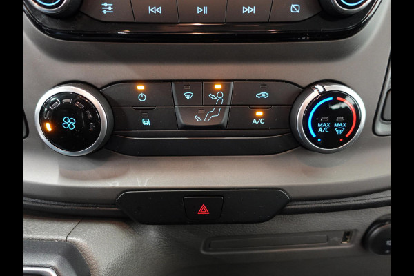 Ford Transit Custom 130pk Automaat L2H1 Trend Dubbele cabine Navigatie Cruise control Camera Parkeersensoren Imperiaal Airco Trekhaak