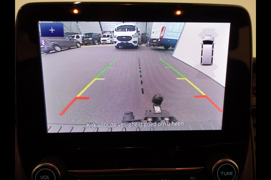 Ford Transit Custom 130pk Automaat L2H1 Trend Dubbele cabine Navigatie Cruise control Camera Parkeersensoren Imperiaal Airco Trekhaak