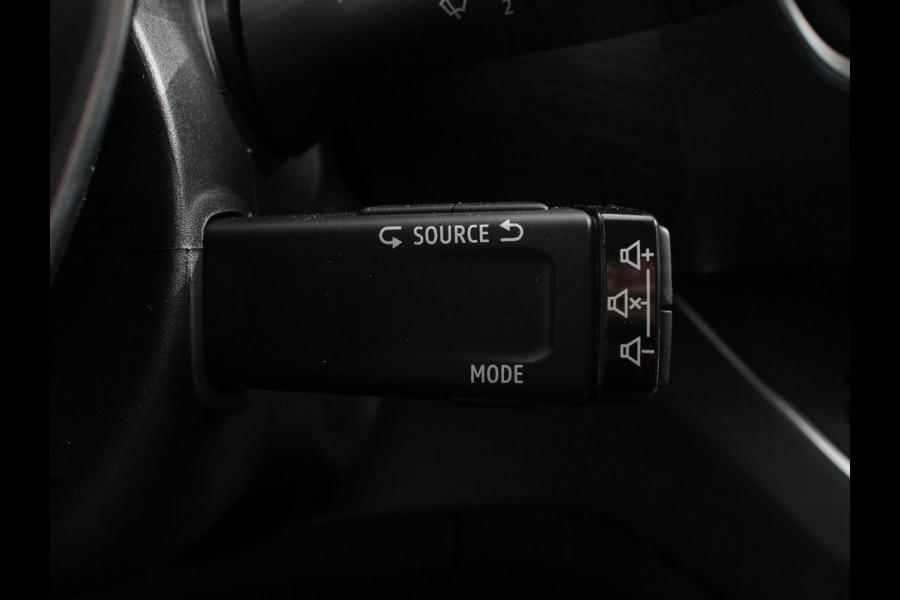 Renault Trafic 2.0 Blue dC1 150 EDC T29 L2H1 Extra Dubbele Cabine | Navigatie | Airco | Lichtmetalen velgen | Betimmering | Trekhaak | Camera | Parkeer sensoren | Dab