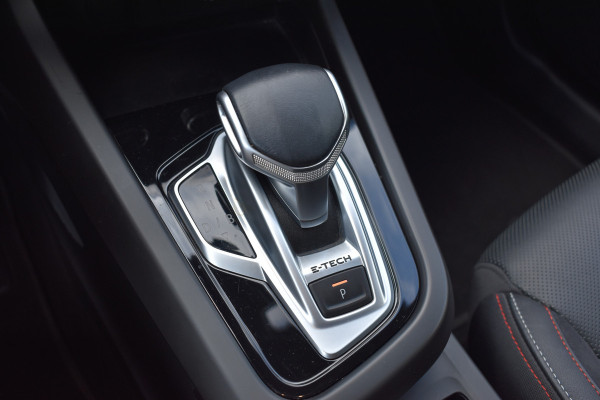 Renault Arkana 1.6 E-Tech Mild Hybrid 145 R.S. Line / Keyless / Automaat / Trekhaak / 18'' LM / Parkeerhulp / Leder / LED