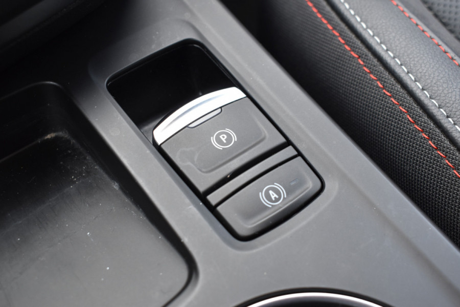 Renault Arkana 1.6 E-Tech Mild Hybrid 145 R.S. Line / Keyless / Automaat / Trekhaak / 18'' LM / Parkeerhulp / Leder / LED