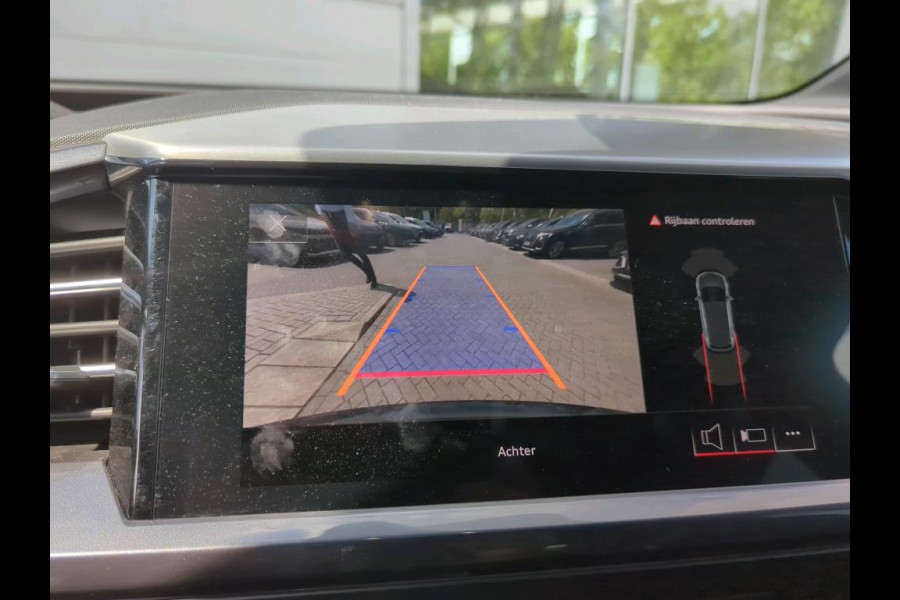 Audi Q4 e-tron 40 Launch edition S Competition 77 kWh S-LINE | 1/2 LEDER | NAVI