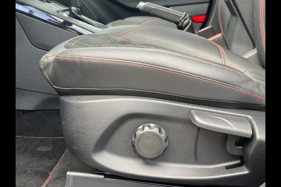 Ford Puma 1.0 EcoBoost Hybrid ST-Line X 155pk Automaat | Panoramadak | Afneembare trekhaak | Winter Pack | Adaptive cruise control | 360 graden camera | Bang&Olufsen | Elektrsiche achterklep | Matrix LED