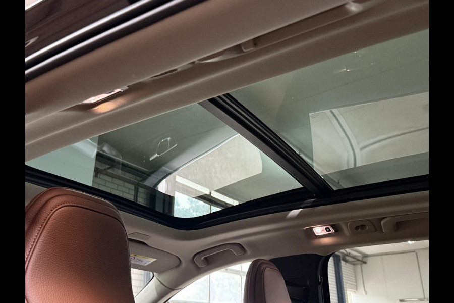 Volvo XC60 2.0 T8 Twin Engine AWD Momentum Pro | Panorama | Leder | 360camera | Adapt. Cruise | Stoel + stuurverwarming