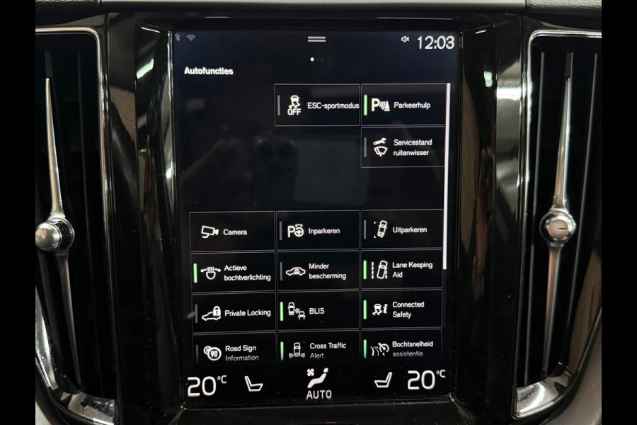 Volvo XC60 2.0 T8 Twin Engine AWD Momentum Pro | Panorama | Leder | 360camera | Adapt. Cruise | Stoel + stuurverwarming