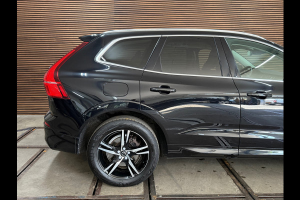 Volvo XC60 2.0 T8 Twin Engine AWD Momentum Pro | Panorama | Leder | 360camera | Adapt. Cruise | Stoel + stuurverwarming