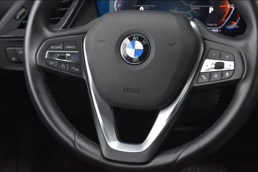 BMW 1-serie 116i Sportline | CAMERA | APPLE CARPLAY | ANDROID AUTO | NAP | DEALER ONDERHOUDEN