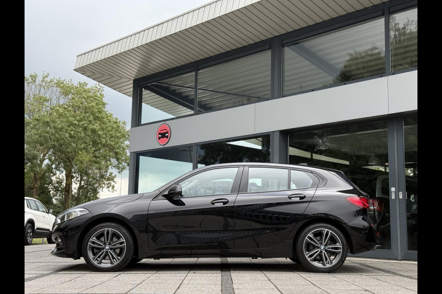 BMW 1-serie 116d Aut. Executive Ed. | Navi | Live- Cockpit | Carplay |