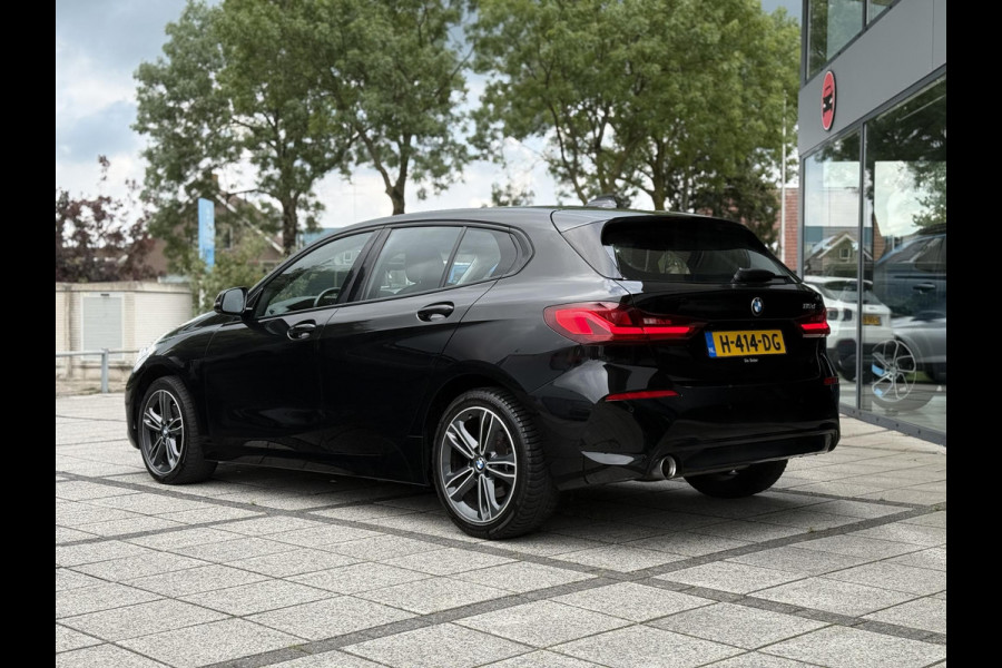 BMW 1-serie 116d Aut. Executive Ed. | Navi | Live- Cockpit | Carplay |