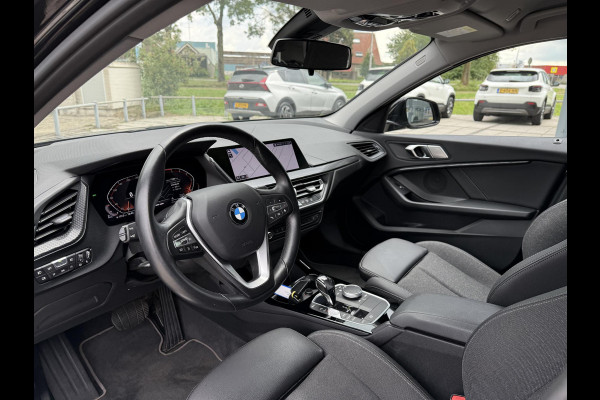 BMW 1-serie 116d Aut. Executive Ed. | Navi | Live- Cockpit | Carplay |